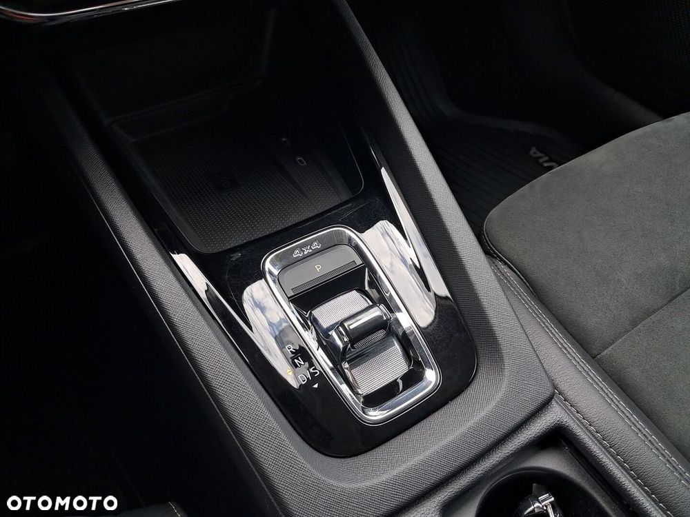 Skoda Octavia 2.0 TSI 4x4 Sportline DSG - 26