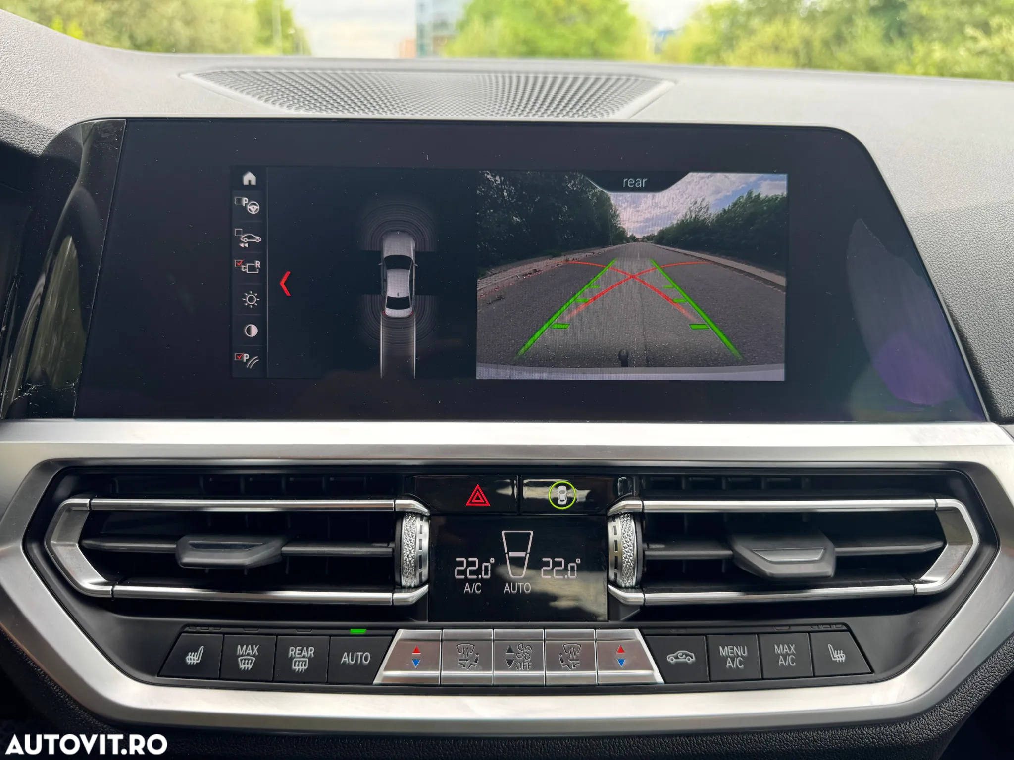 BMW Seria 3 320i Aut. Sport Line - 23