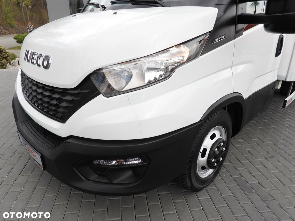 Iveco DAILY 35C16 CHŁODNIA KONTENER -1*C ZASILANIE 230V TEMPOMAT NAWIGACJA BLIŹNIACZE KOŁA KLIMATYZACJA  160KM - 21