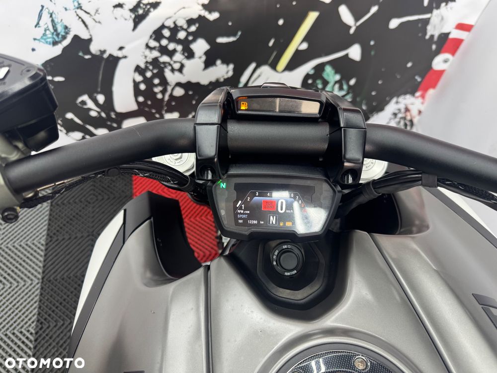 Ducati Diavel - 24