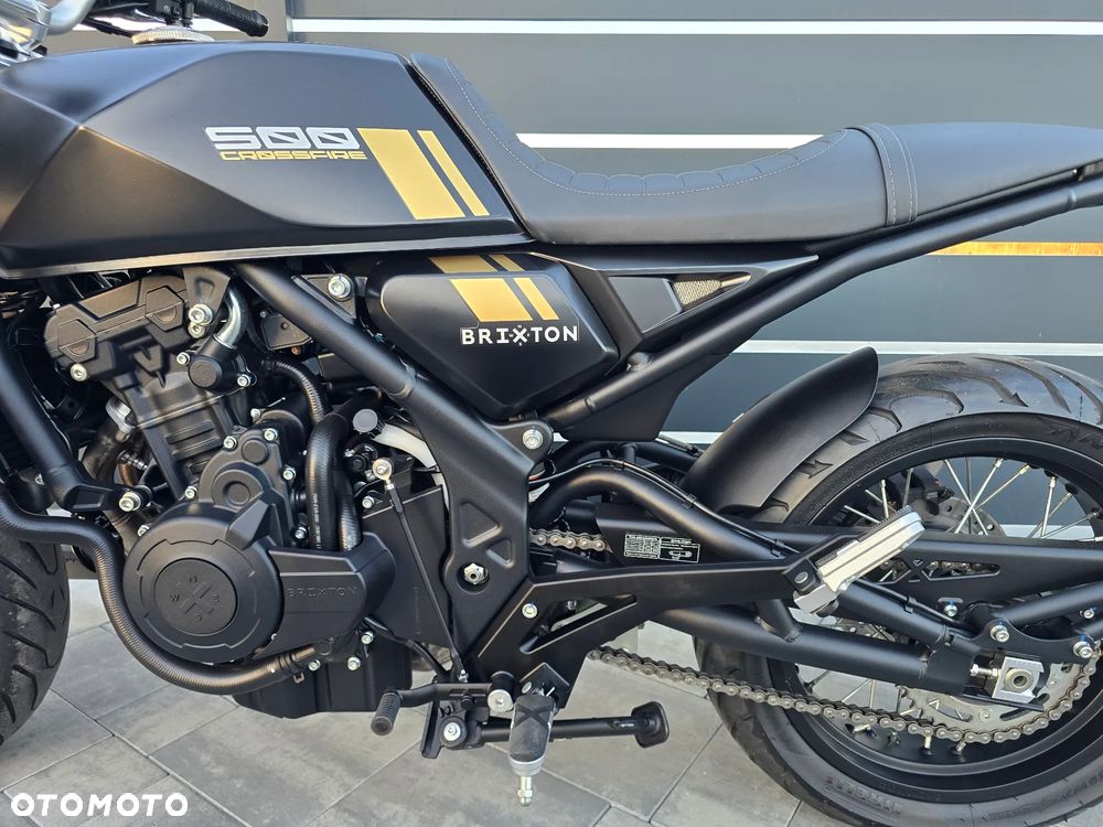 Brixton Crossfire - 14