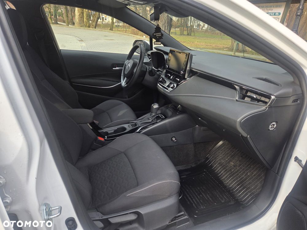 Toyota Corolla ver-1-8-hybrid-gpf-comfort - 23