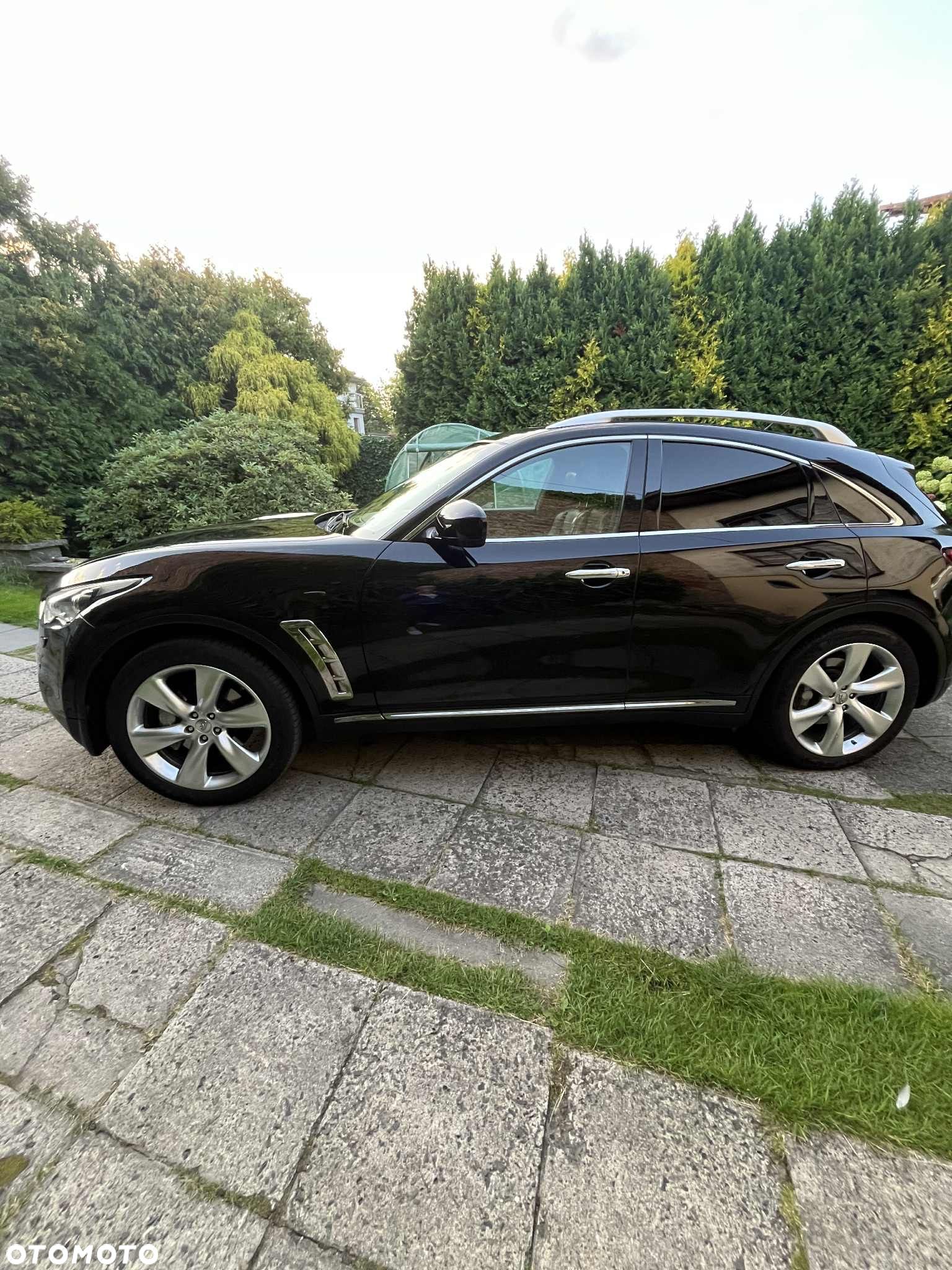Infiniti FX FX30d S - 1
