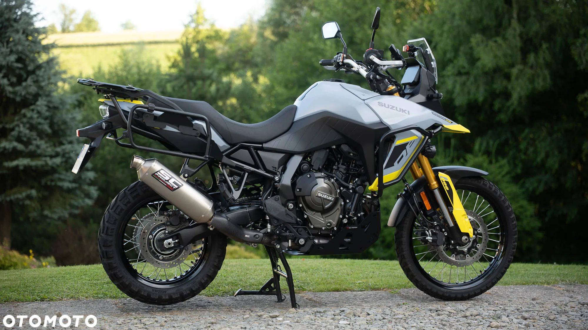 Suzuki V-STROM - 1