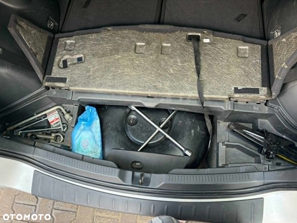 Toyota Verso 1.8 7-Sitzer Comfort - 14