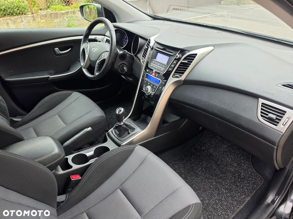 Hyundai i30 1.6 Style - 25