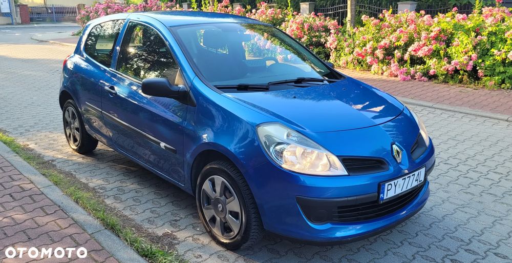 Renault Clio - 31