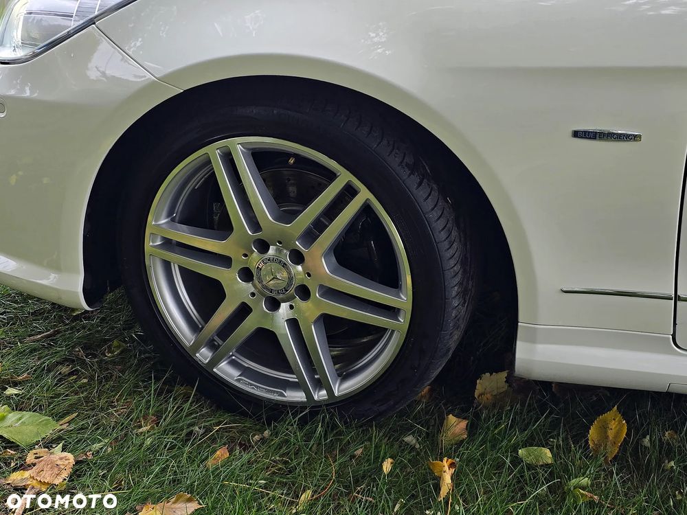 Mercedes-Benz Klasa E 250 Coupe BlueEFFICIENCY 7G-TRONIC Avantgarde - 11