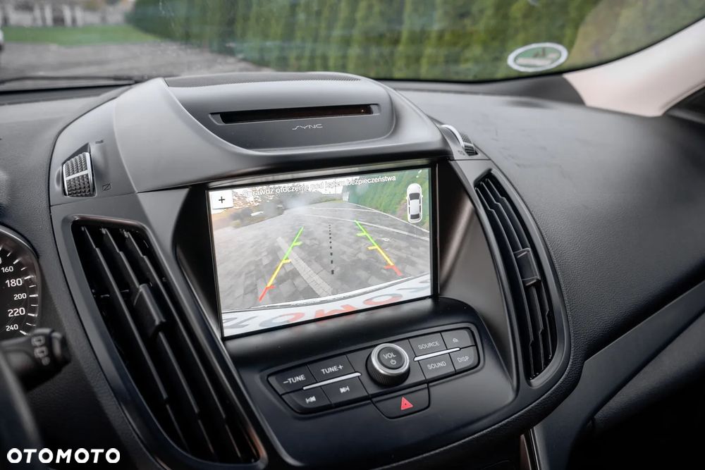 Ford Kuga - 22