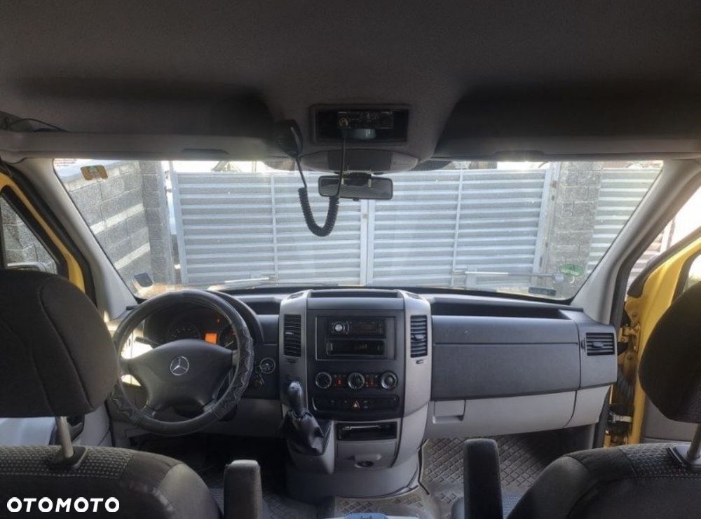 Mercedes-Benz Sprinter - 7