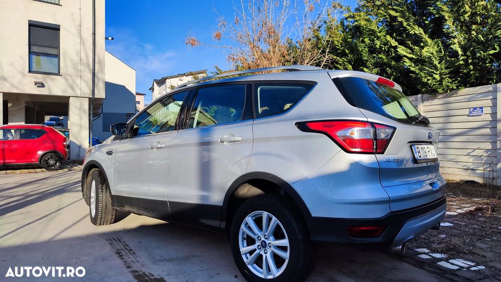 Ford Kuga 2.0 TDCi 4x4 Aut. Titanium - 6