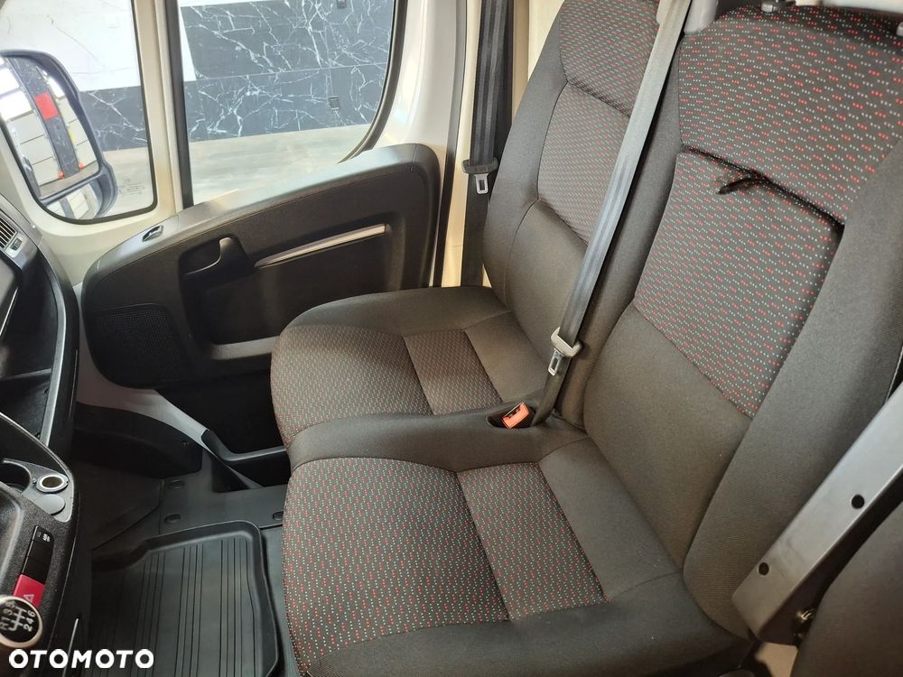 Citroën Jumper L3H2 Lift 2021 Rok 83.797 Tyś Km Blaszak Furgon Hak Kamera Cofania Nawigacja TomTom 3 Miejsca Tempomat - 28