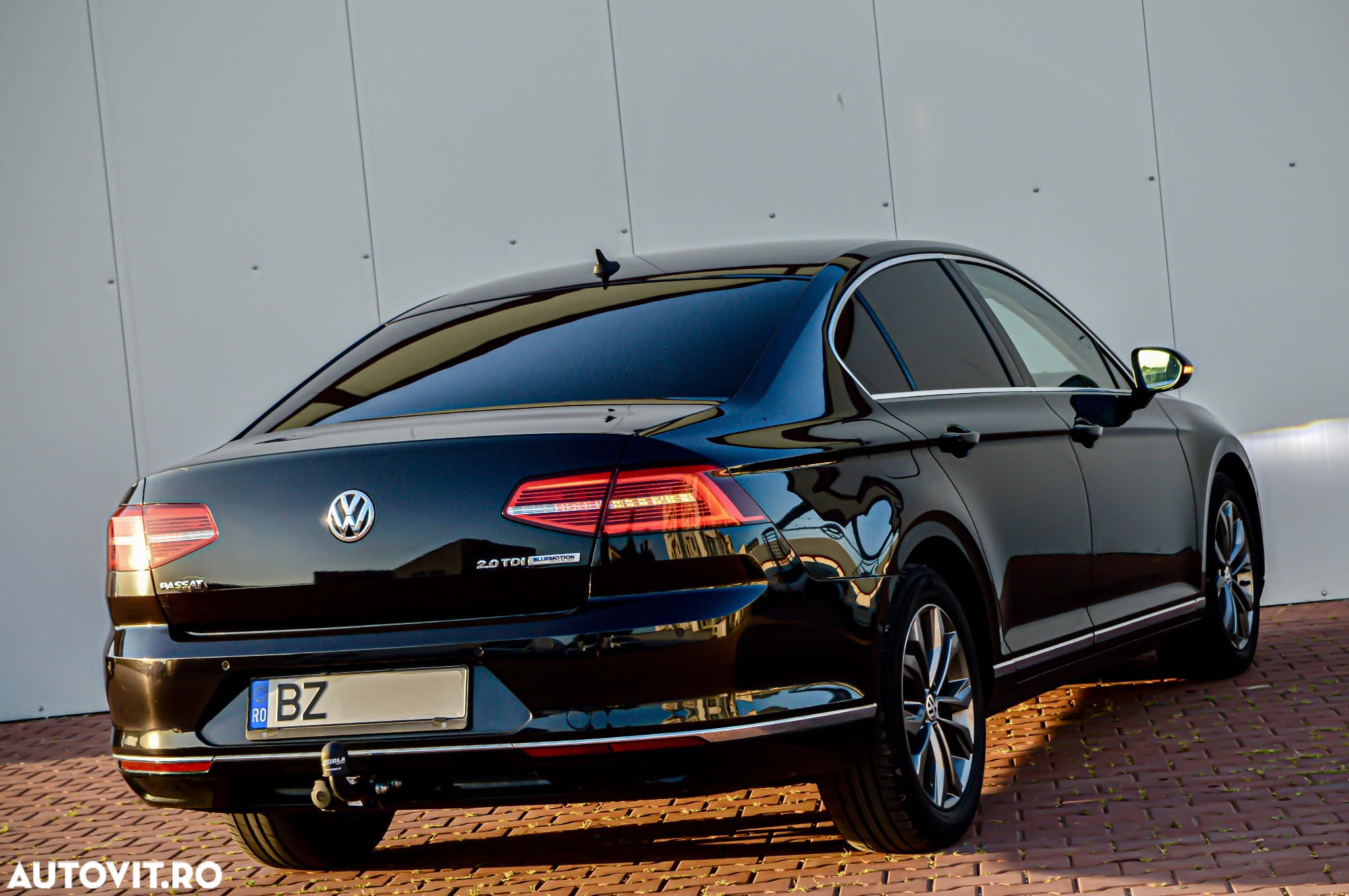 Volkswagen Passat 2.0 TDI DSG Highline - 4