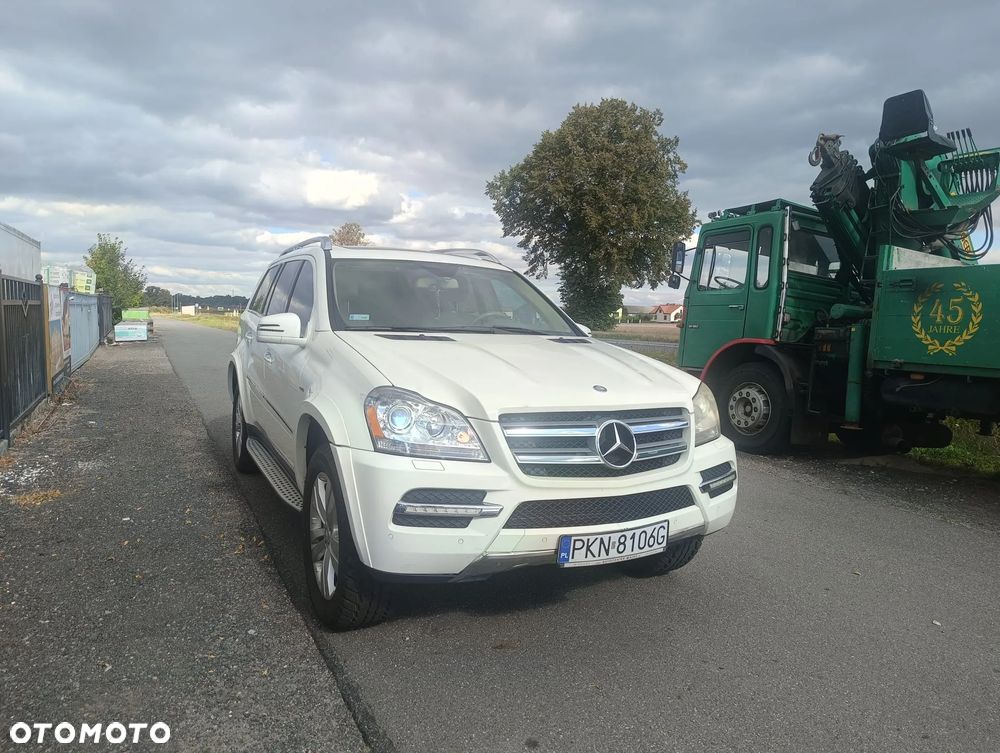 Mercedes-Benz GL - 3