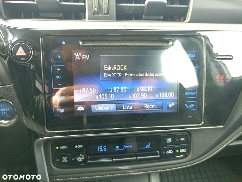 Toyota Auris Hybrid 135 Premium - 15