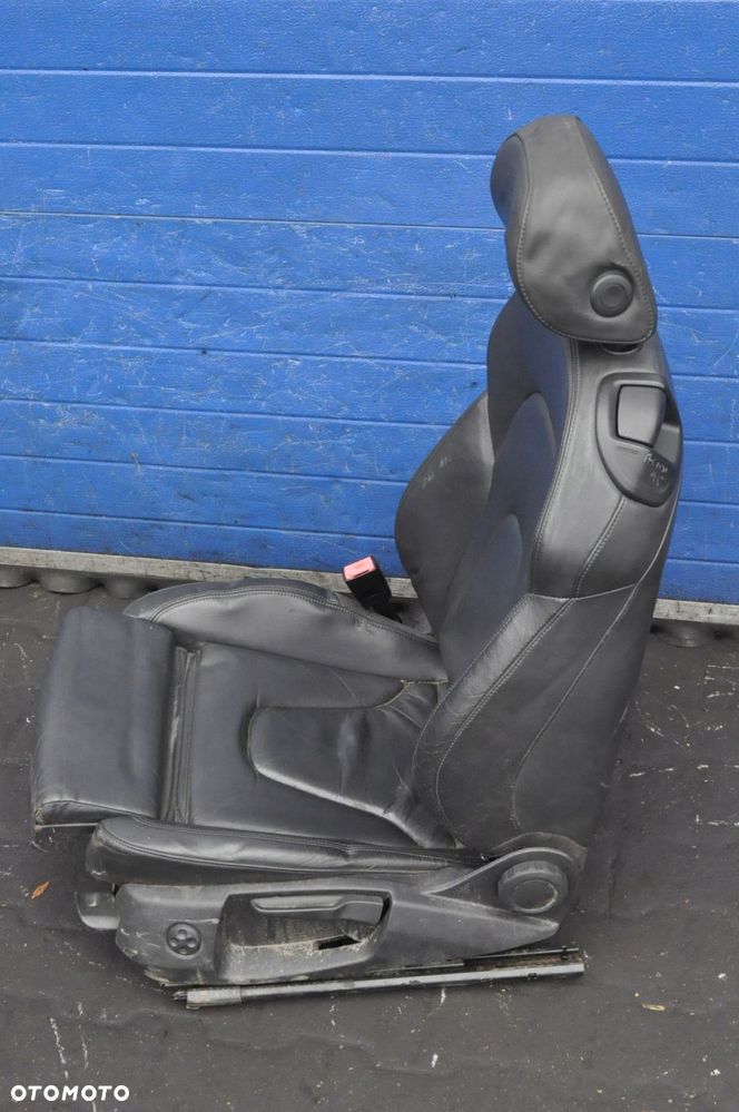 AUDI A5 I FOTEL KIEROWCY SKÓRA UK - 15