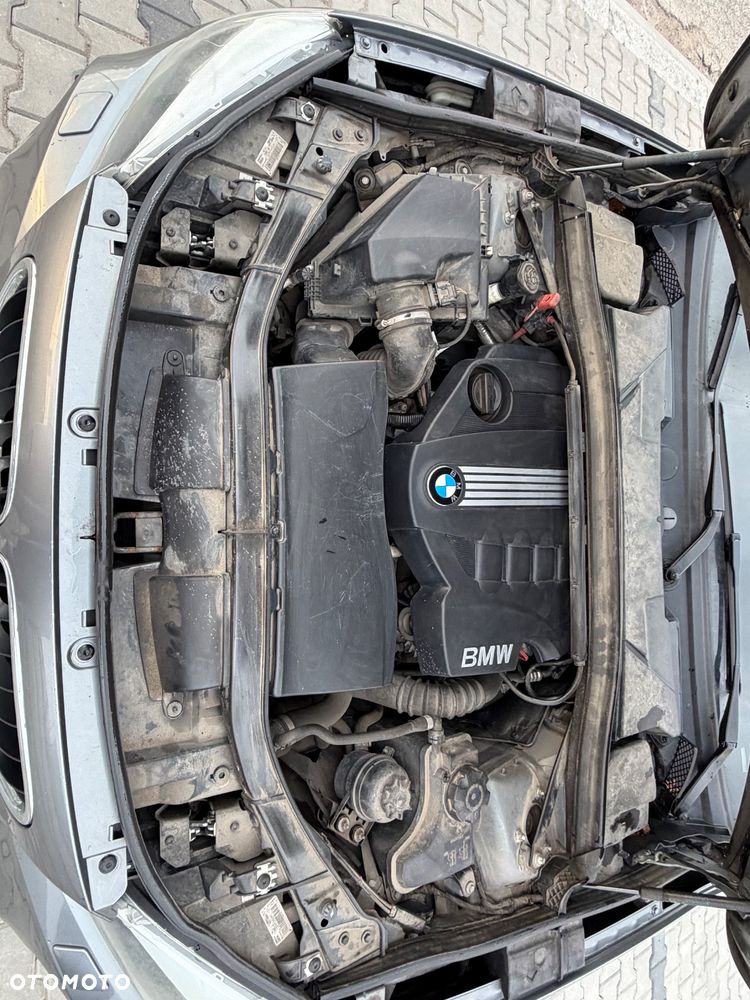 BMW X1 xDrive18d - 17