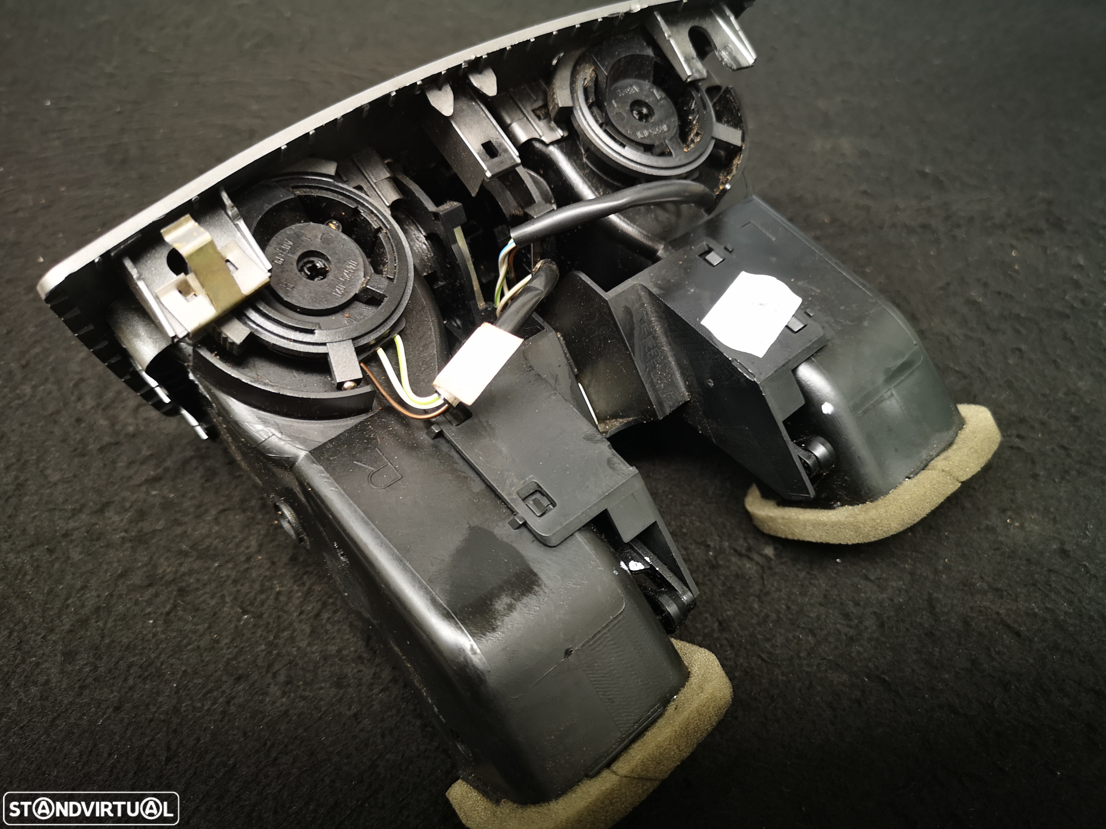 Grelha de sofagem  traseira Originais  bmw ser 7 E65 E66 2002+ (2x no estoque) - 4