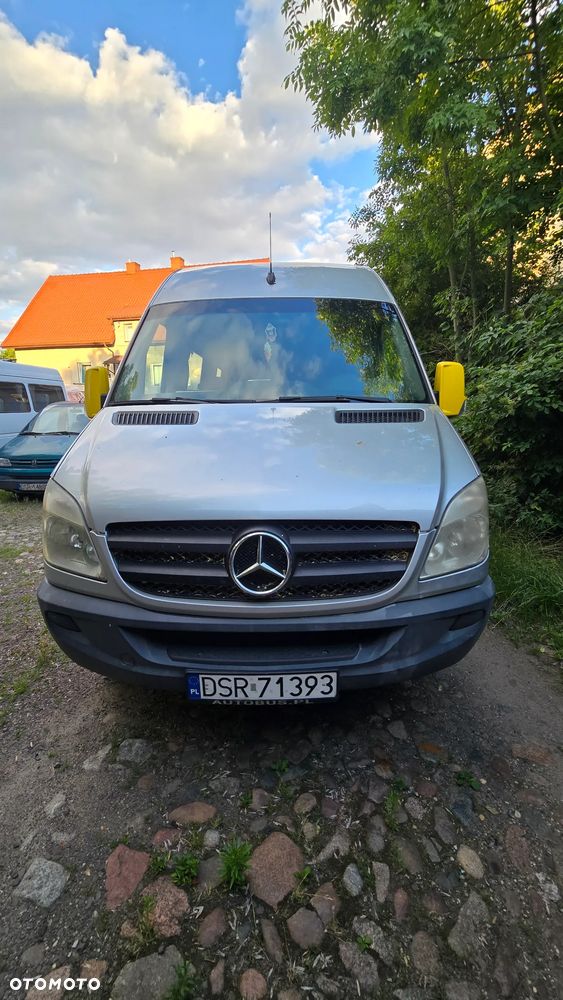 Mercedes-Benz Sprinter - 1