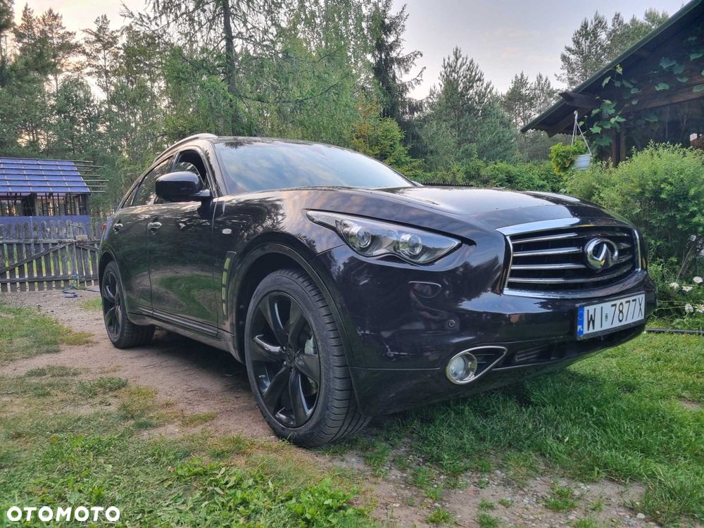 Infiniti Q70 - 4