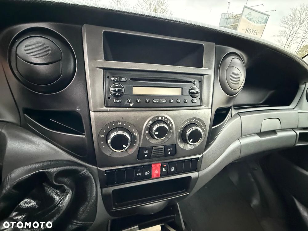 Iveco DAILY - 17