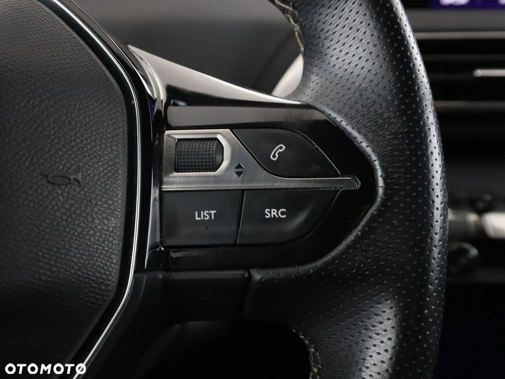 Peugeot 3008 2.0 BlueHDi Allure S&S - 32
