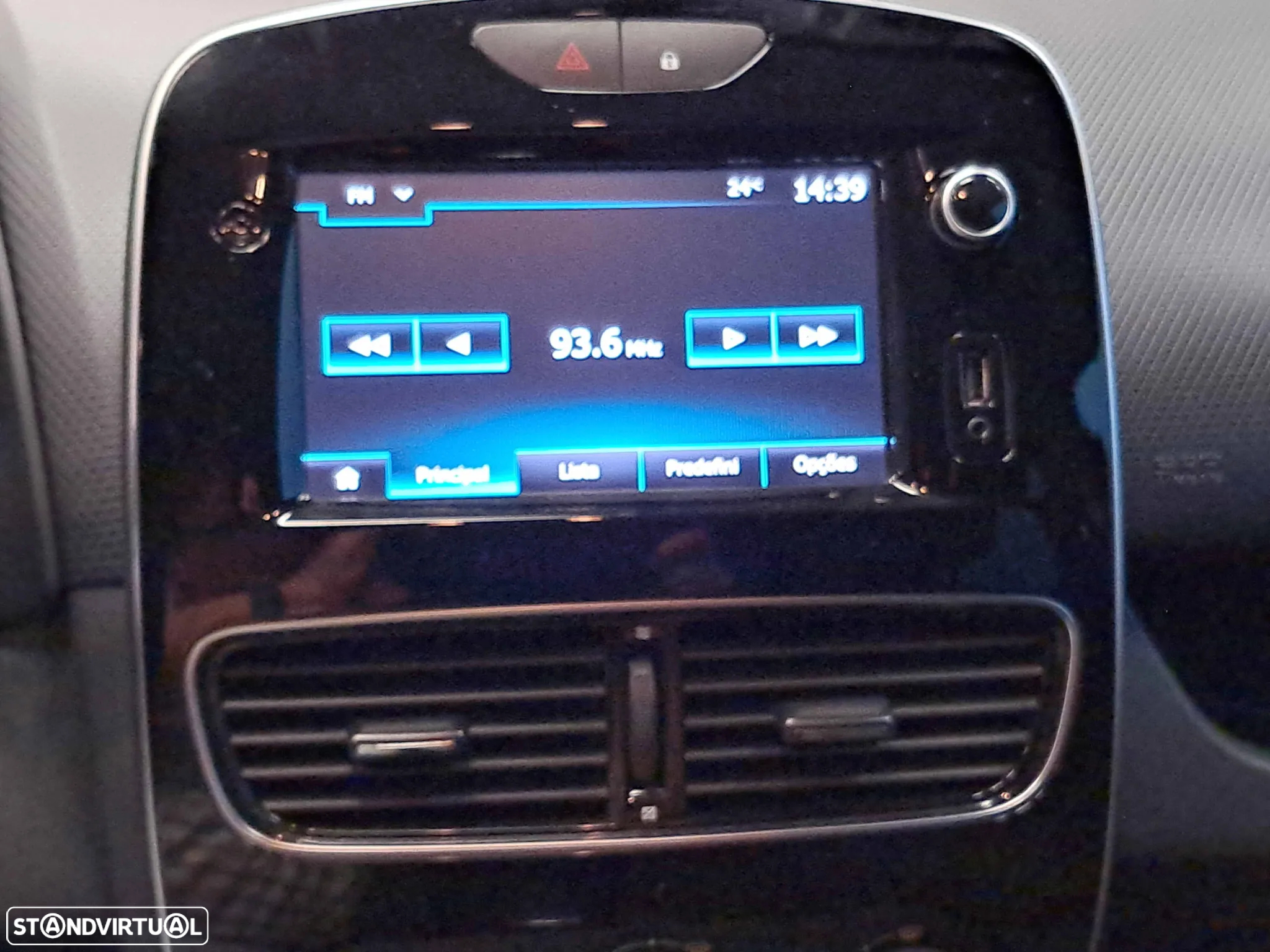 Renault Clio 0.9 TCe Limited - 14