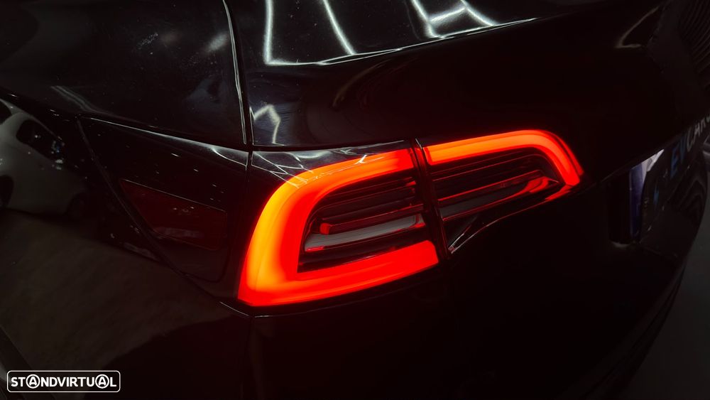Tesla Model Y RWD - 21