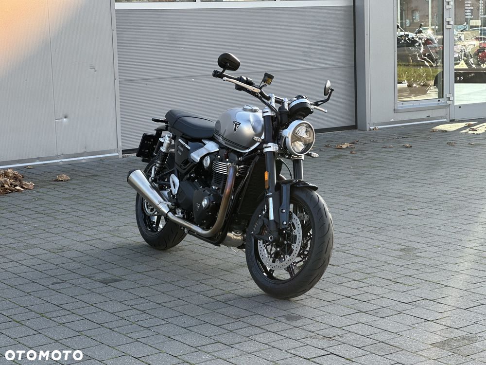 Triumph Speed Twin - 2