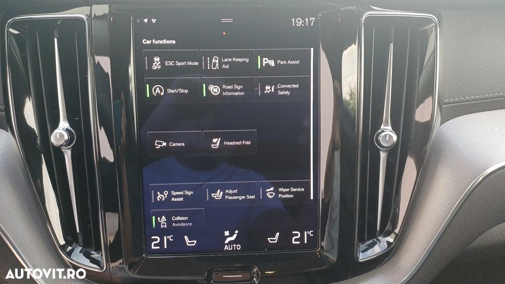 Volvo XC 60 B4 D AWD Geartronic Inscription - 18