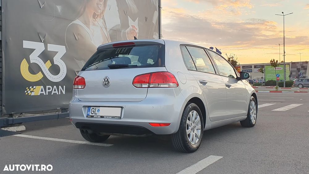 Volkswagen Golf 2.0 TDI DPF Comfortline - 3