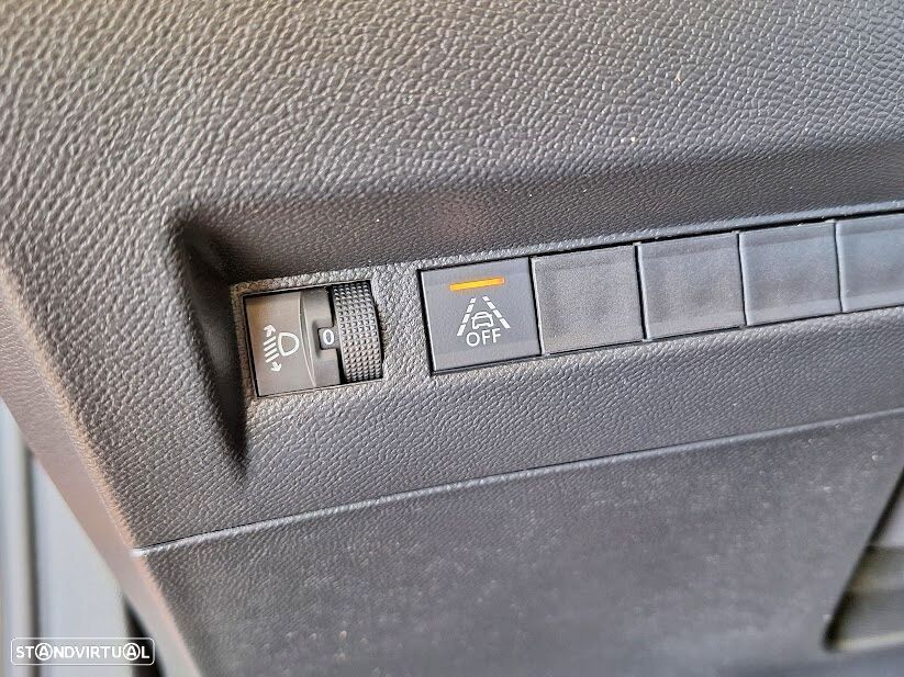 Peugeot 2008 1.5 BlueHDi Active Pack EAT8 - 5