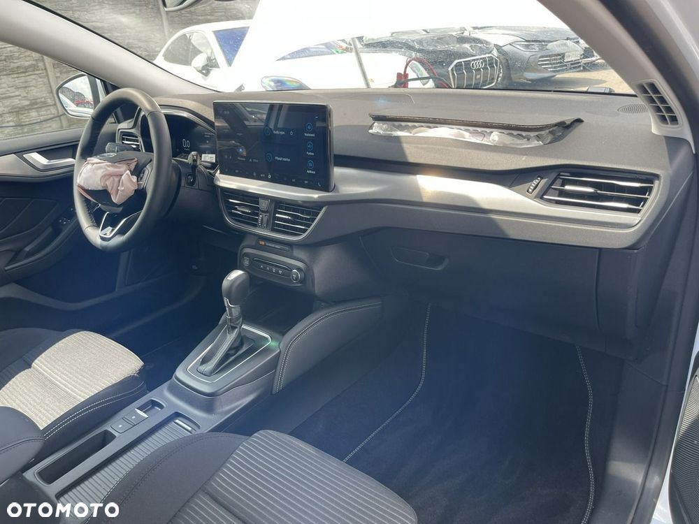Ford Focus 1.0 EcoBoost Hybrid ST-LINE STYLE - 12