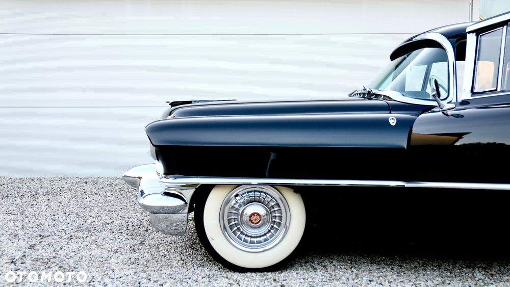 Cadillac Deville - 26