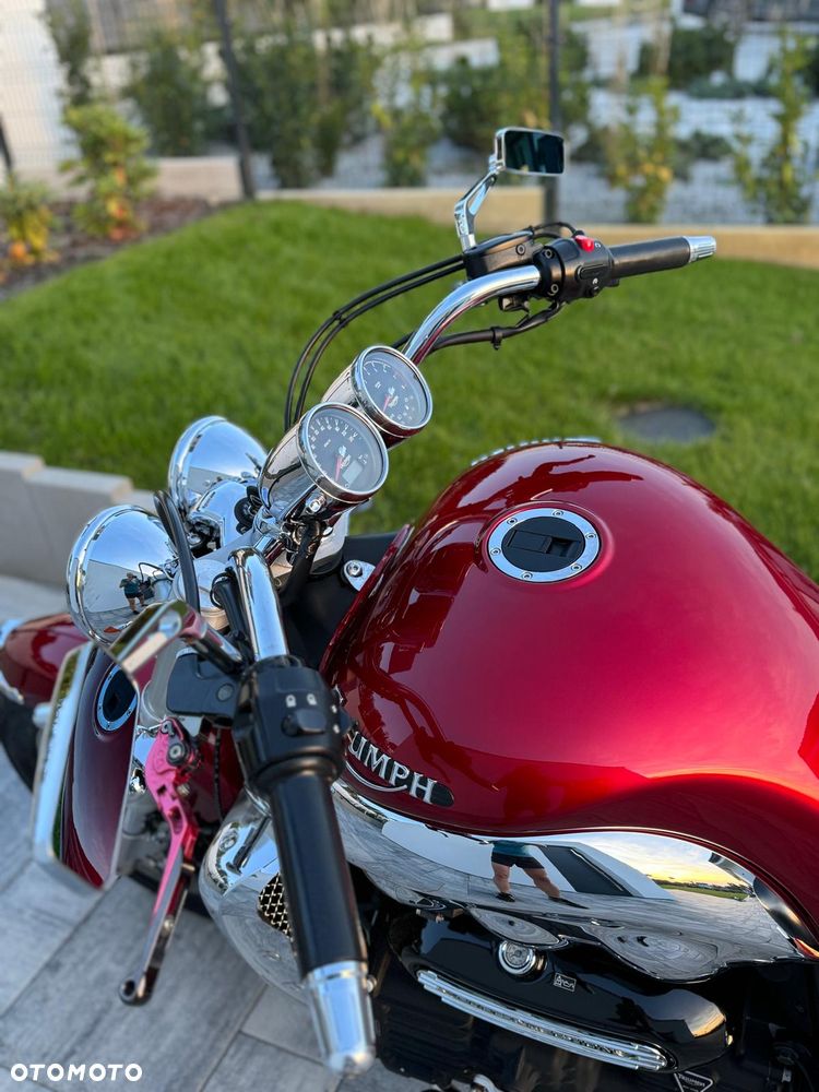 Triumph Rocket - 11