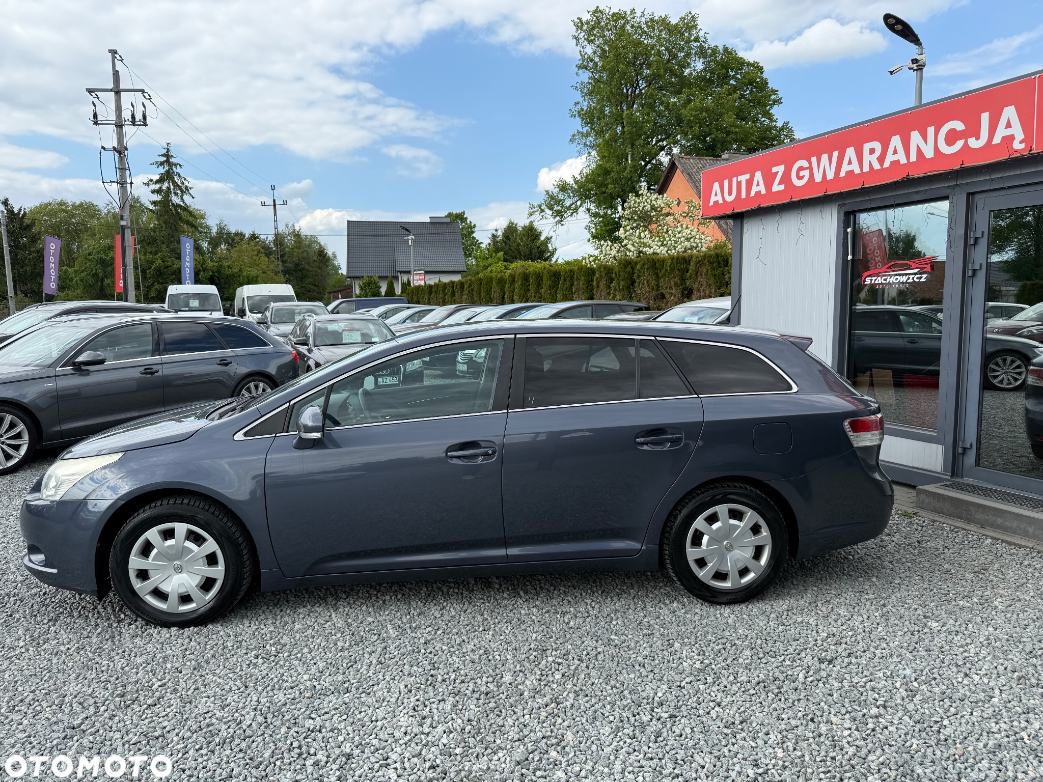 Toyota Avensis 1.8 Sol NAVI - 23