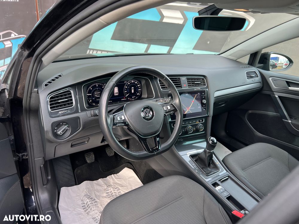 Volkswagen Golf Variant 1.6 TDI SCR Comfortline - 10