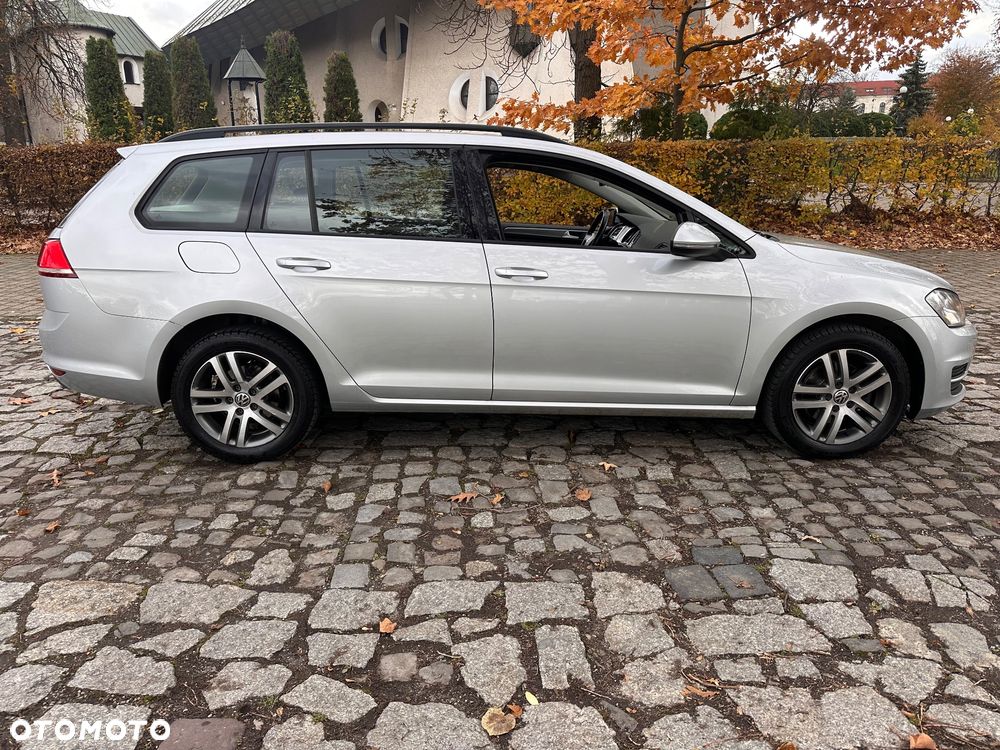 Volkswagen Golf Variant 1.6 TDI DPF BlueMotion Technology Style - 25