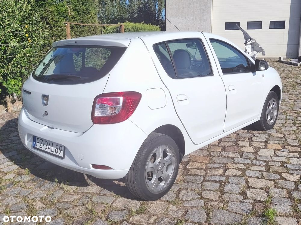 Dacia Sandero 0.9 TCe Laureate S&S EU6 - 4