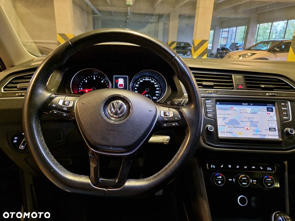 Volkswagen Tiguan 2.0 TDI BMT SCR Highline - 22