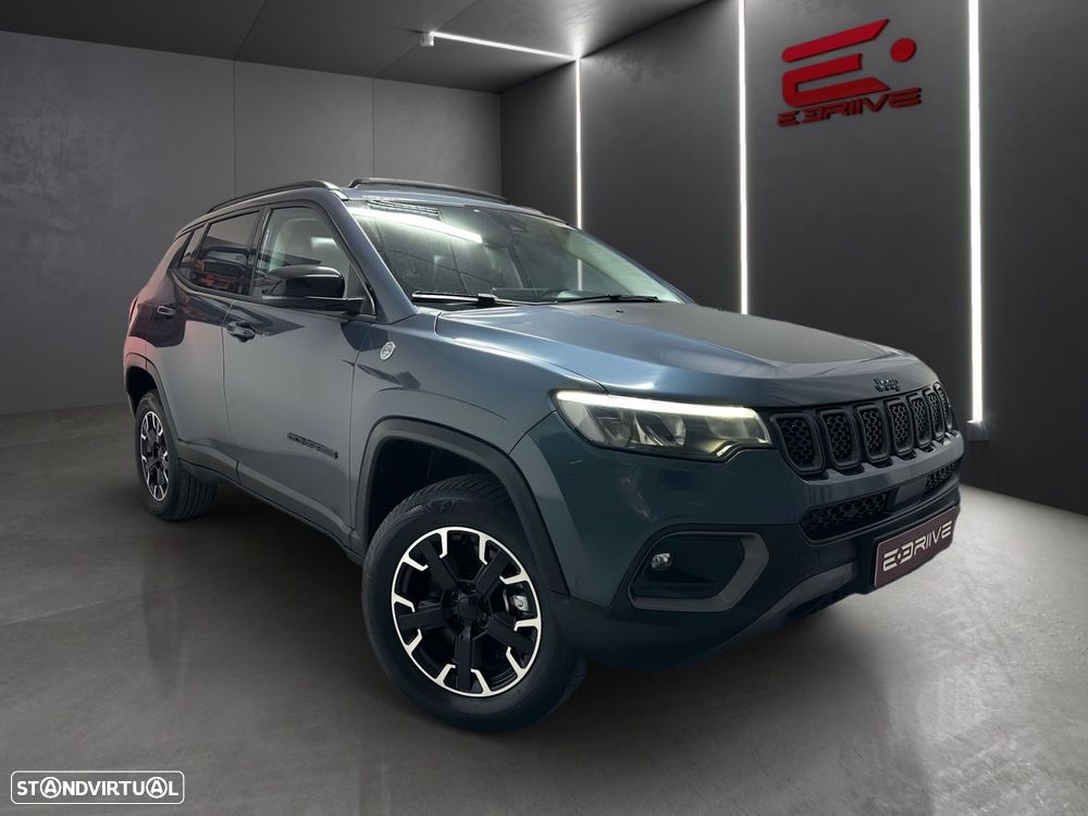 Jeep Compass 1.3 TG Trailhawk - 4