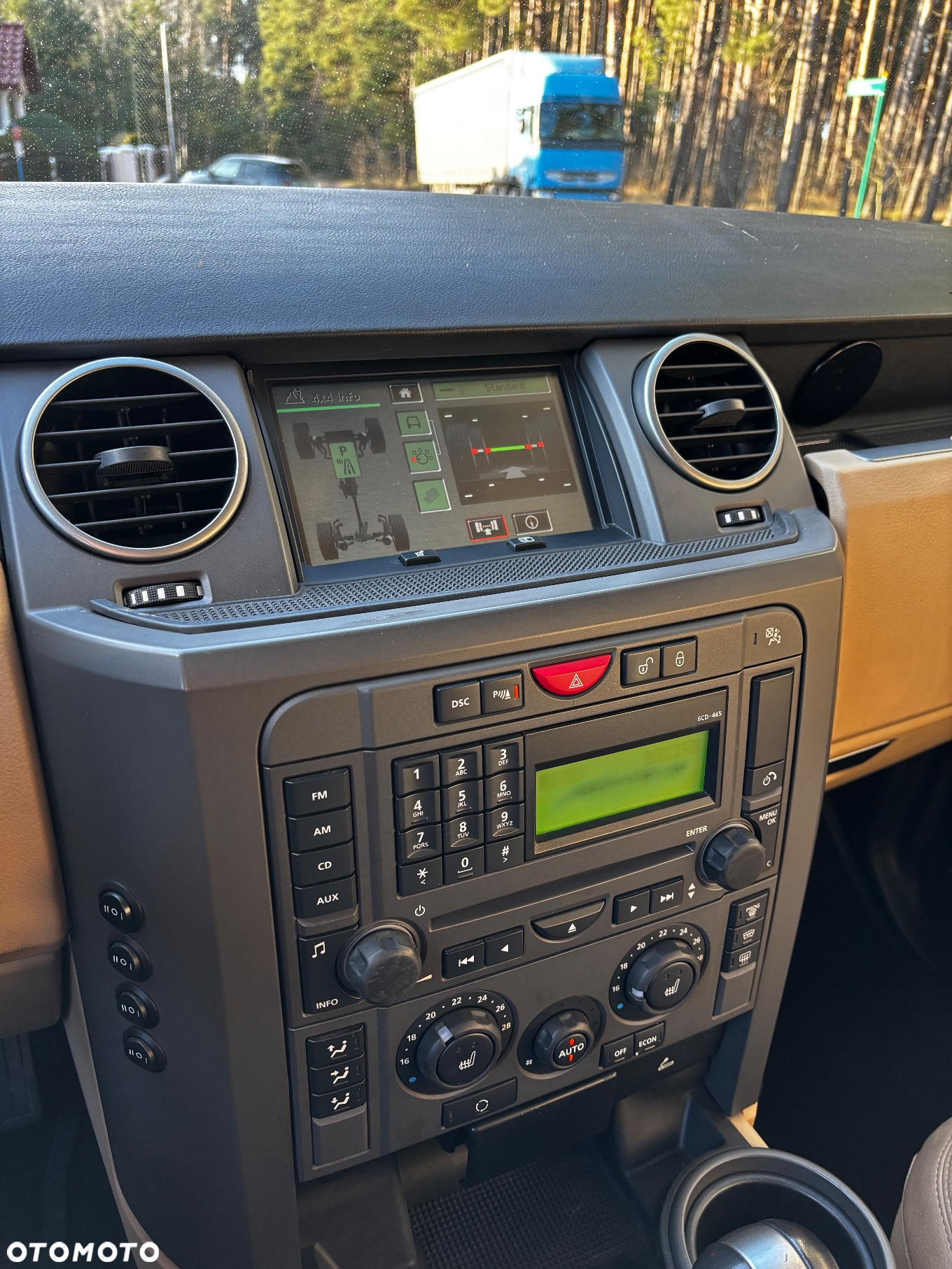 Land Rover Discovery - 18