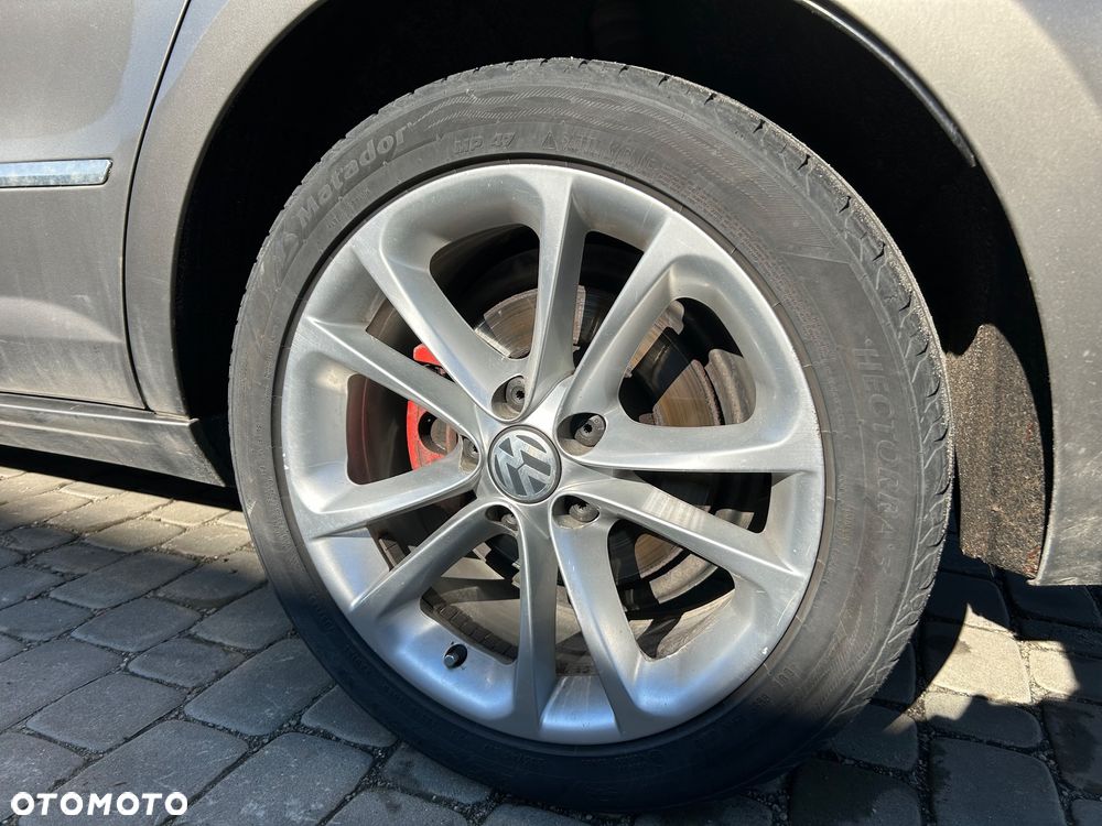 Volkswagen Passat 2.0 TDI DPF 4Mot Sportline - 15