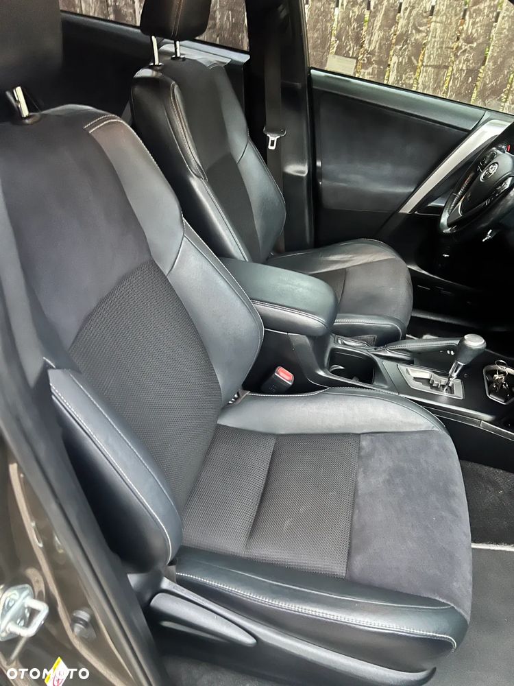 Toyota RAV4 Hybrid Selection 4x2 - 10