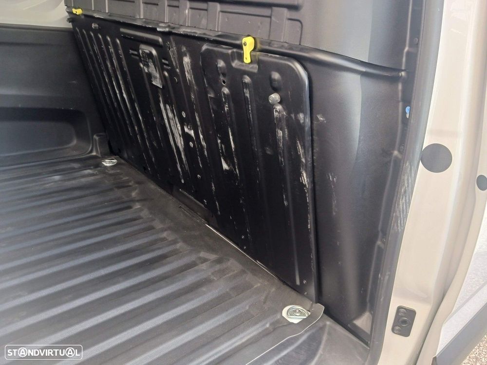 Peugeot Partner 1.5 BlueHDi Pemium Longa - 23