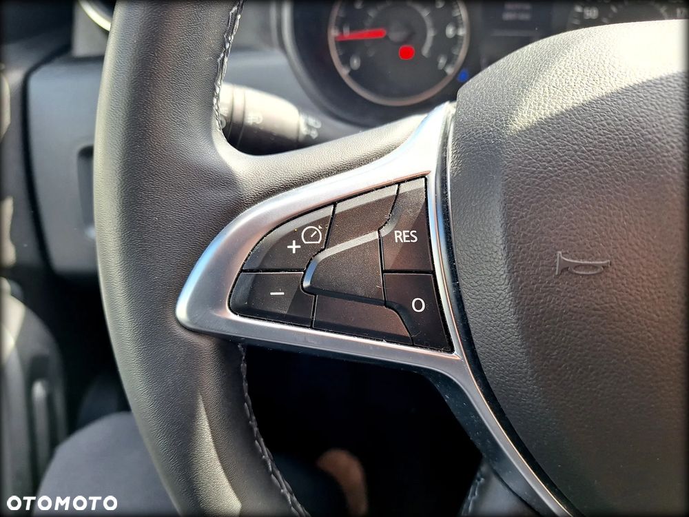 Dacia Duster 1.0 TCe Essential - 12