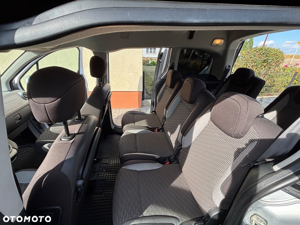 Peugeot Partner 1.6 HDi Outdoor 7os - 12