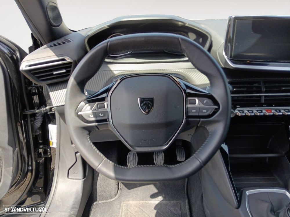 Peugeot 2008 1.2 PureTech Style - 12