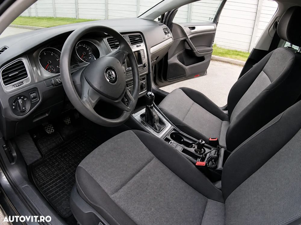 Volkswagen Golf 1.6 TDI DPF BMT Comfortline - 9