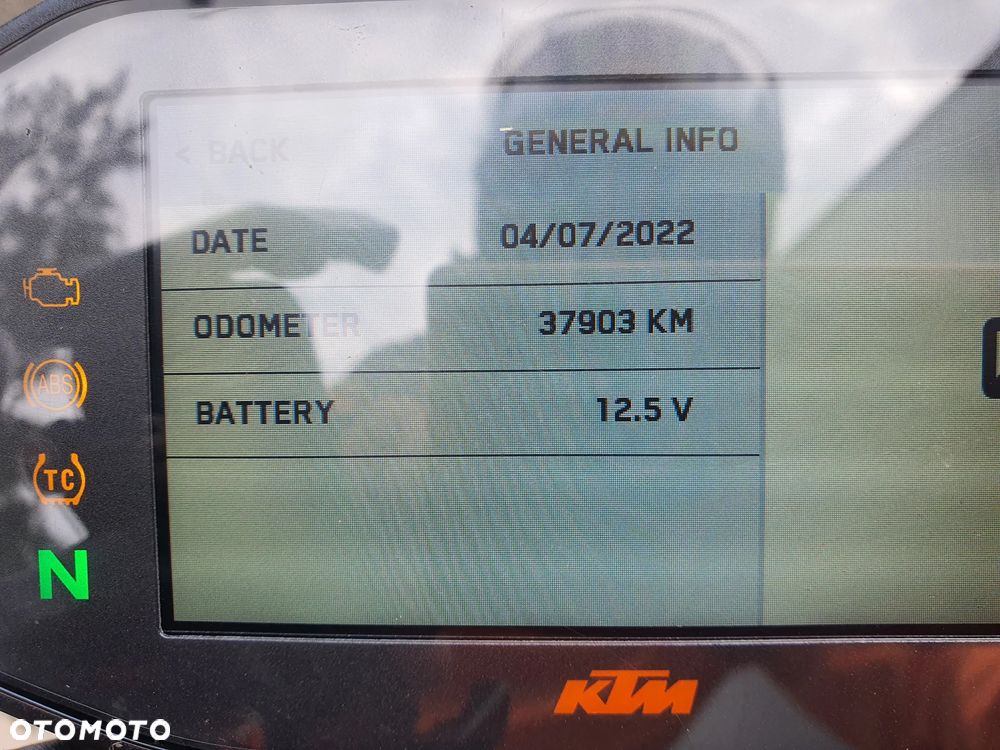 KTM DUKE 890 - 9